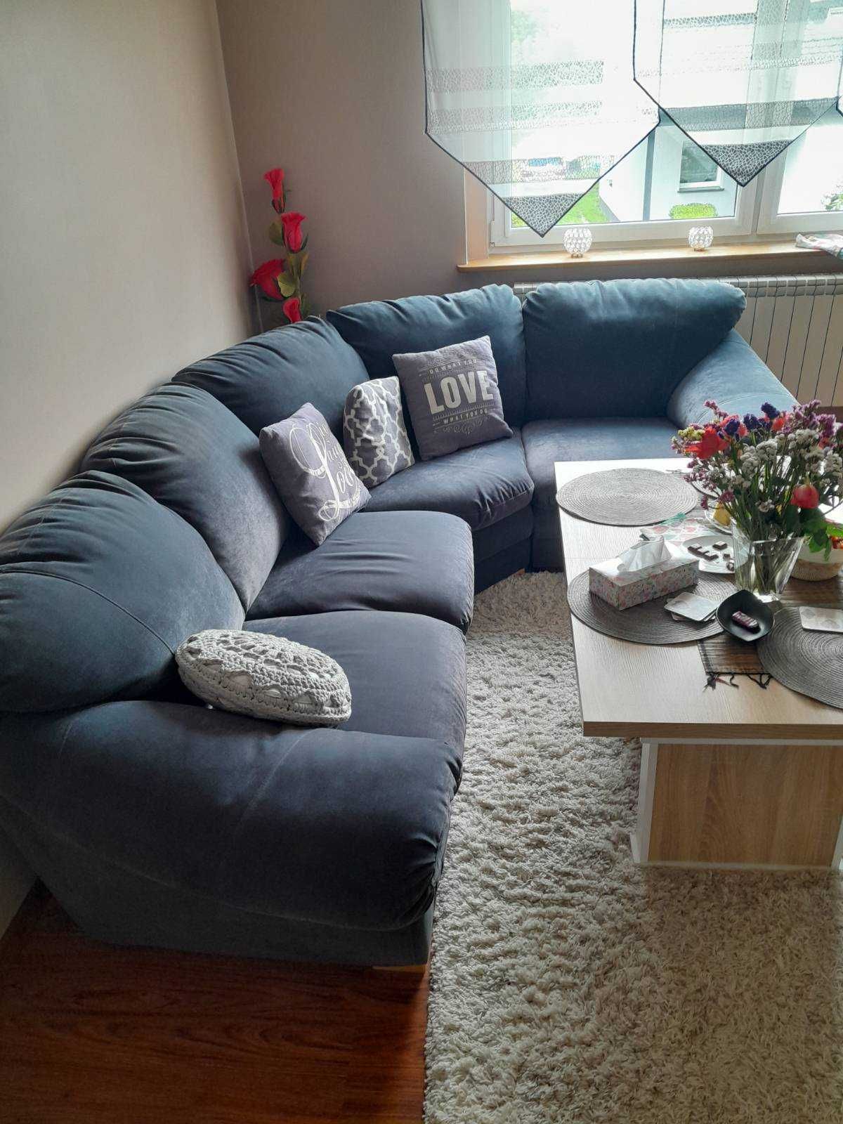Narożnik wypoczynek bardzo zadbany i wygodny okolo 2.90x2.20