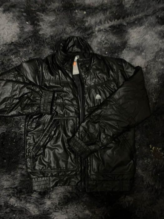 Мікропуховик nike acg