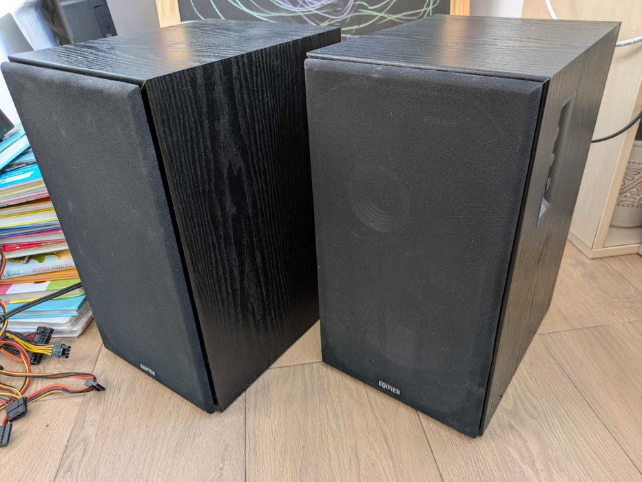 Акустичні Колонки Edifier R2700