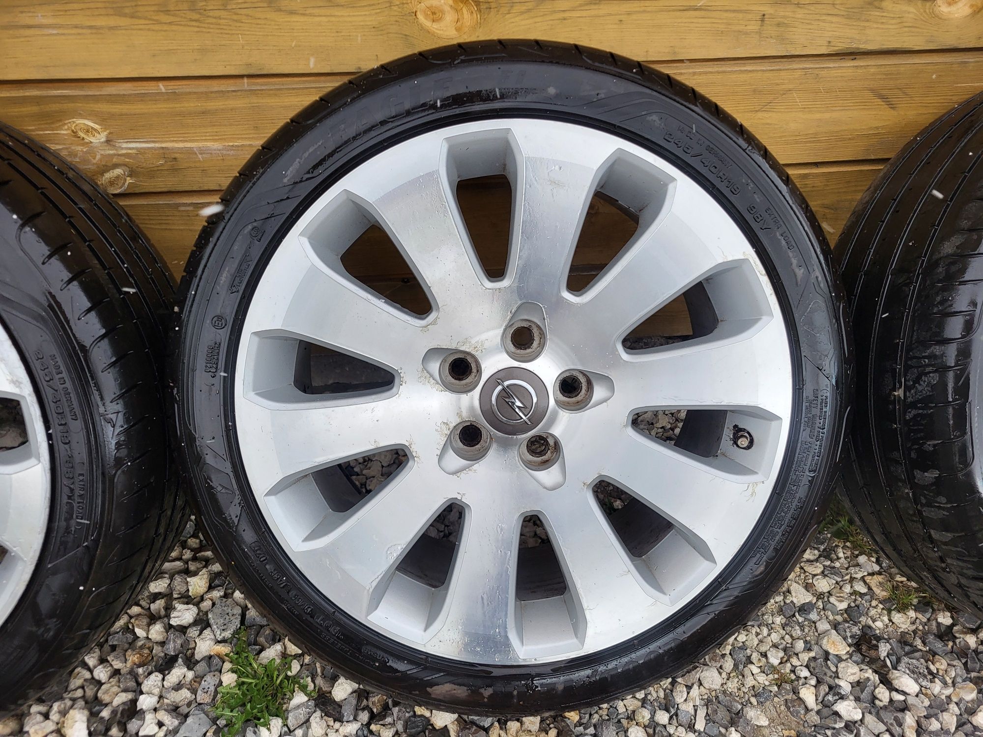 Koła , Alufelgi Opel 19 cali , 5x 120 , 245/40/19