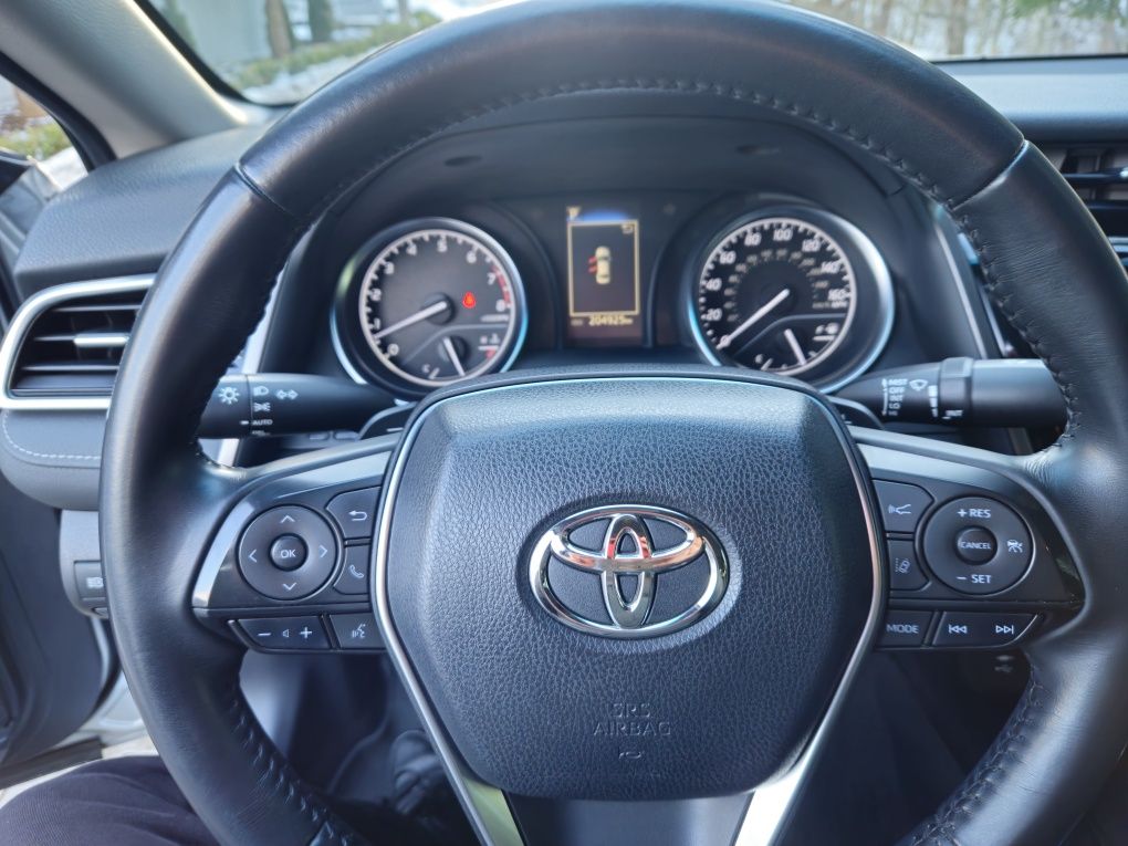 Toyota Camry XV70 2.5 бензин 2017р