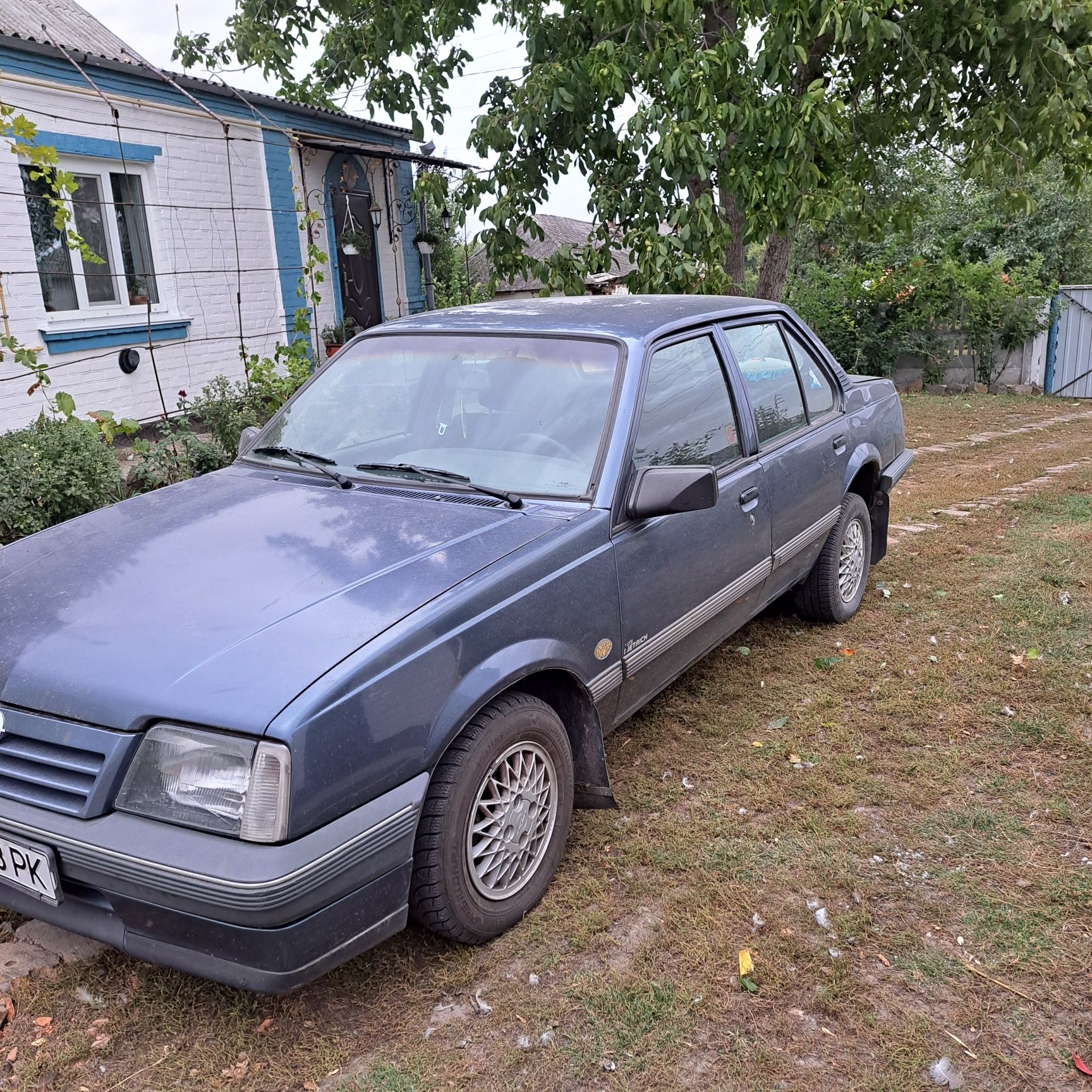 Продається OPEL ASCONA