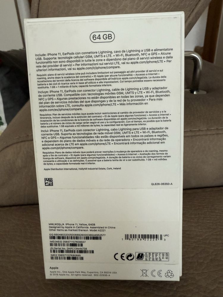 Iphone 11 64 GB amarelo bateria 100%