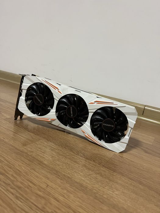 Відеокарта GTX 1080 ti 11gb Gigabyte