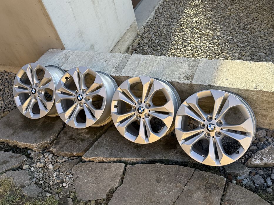 Оригінал Титани BMW X1