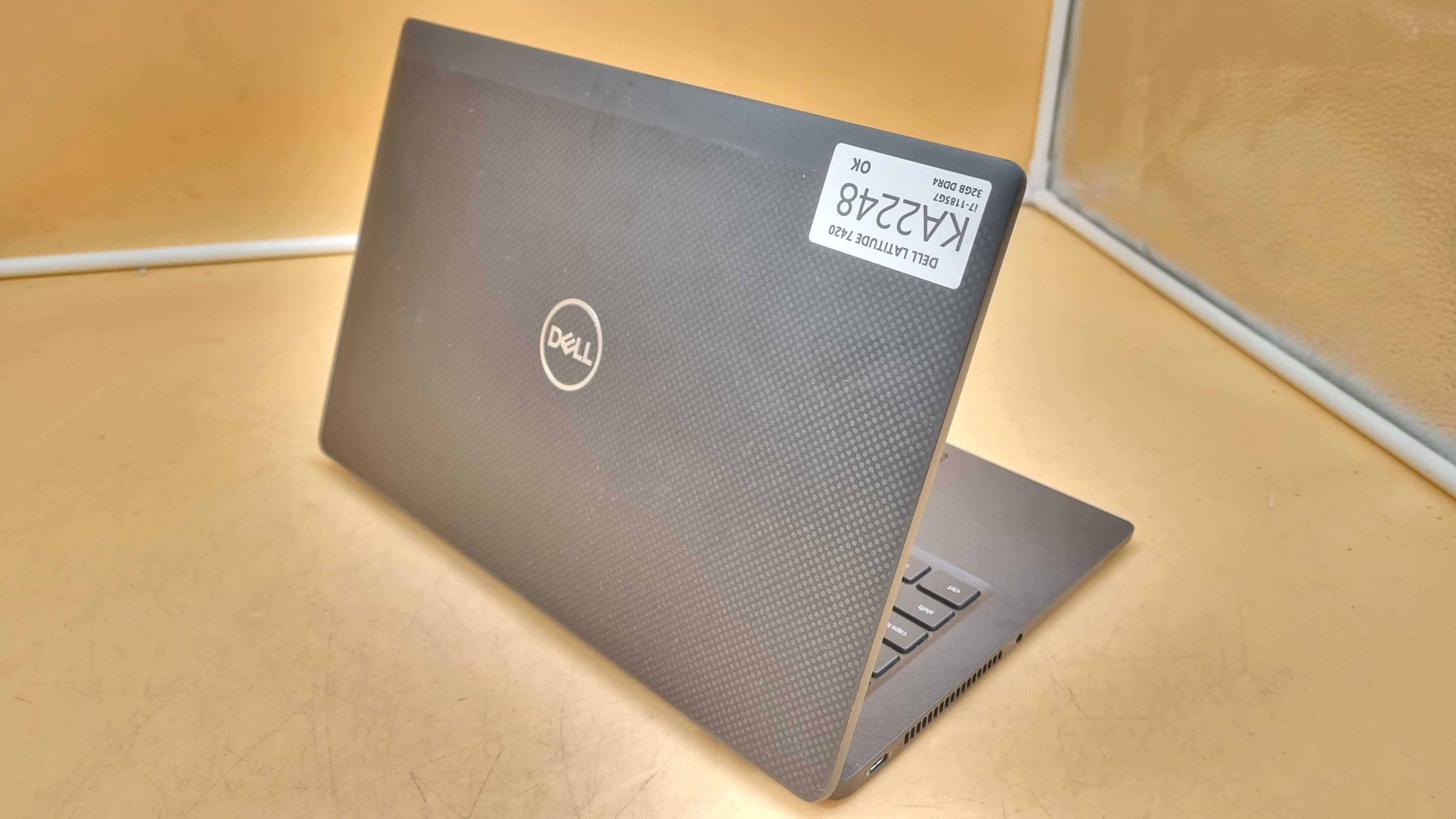Laptop DELL LATITUDE 7420 i7-1185G7 32 RAM 512 NVME