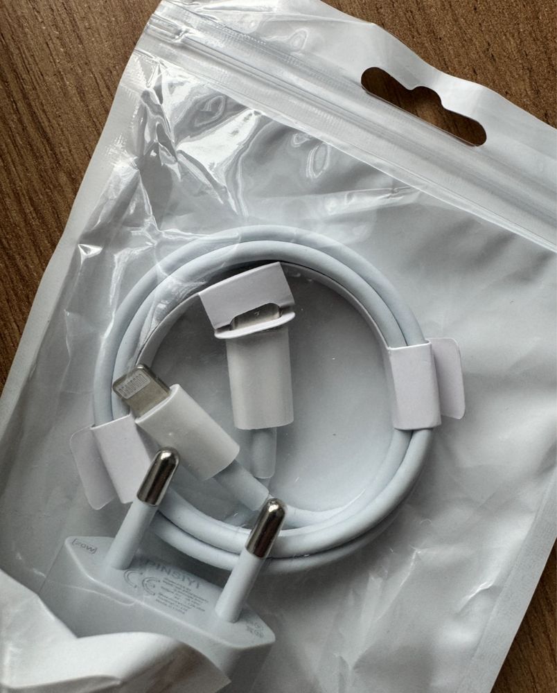 Pzewód kabel Iphone USB C / Lighting.