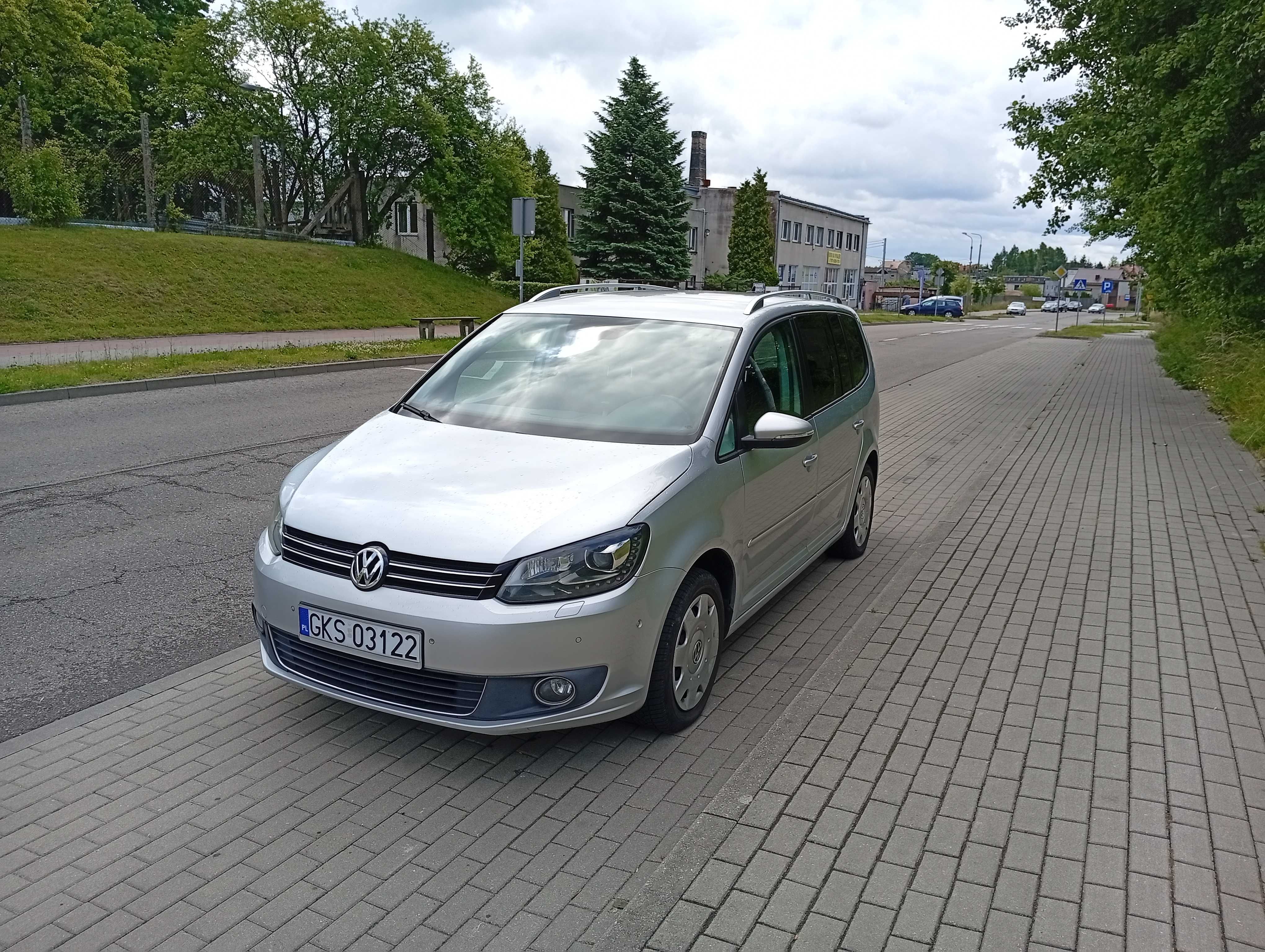 VW Volkswagen Touran 2.0TDI 2012r Highline Full Kamera Navi ledy xenon