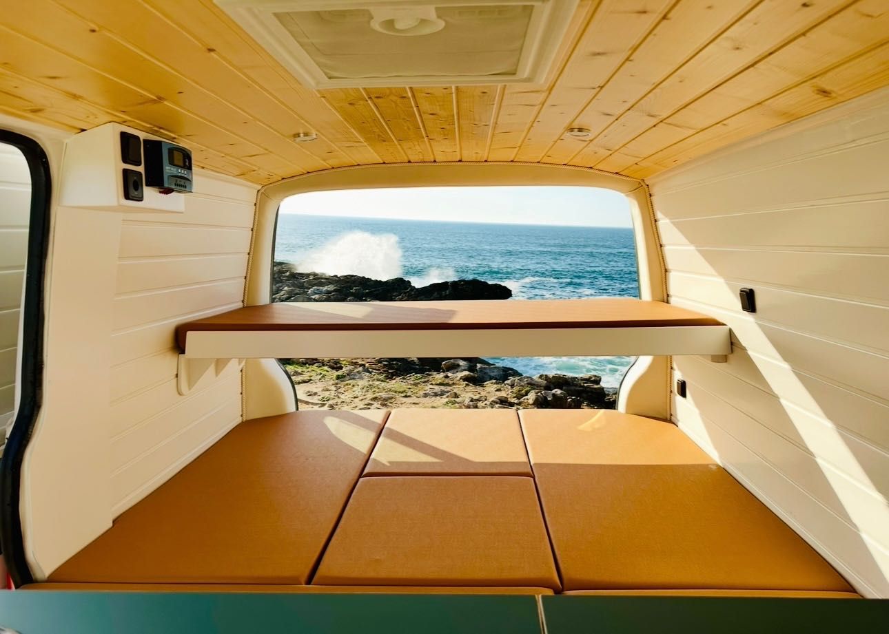 Campervan T5 (Transformação NOVA,Especial Dormitório)