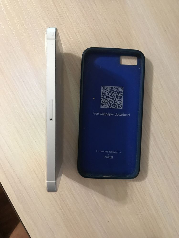 Продам iPhone 5