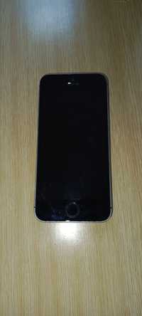 Telefon iPhone 5 uszkodzony
