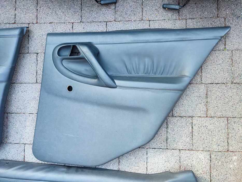 Boczki Drzwi Skóra VW Polo 6N