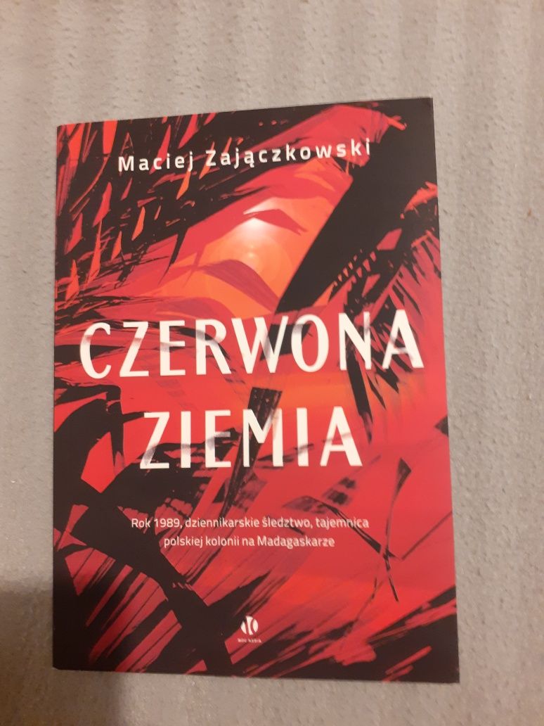 Sprzedam książki sensacyjne: Zaraza, Przepaść i inne,