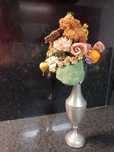 Jarra em Estanho com flores
