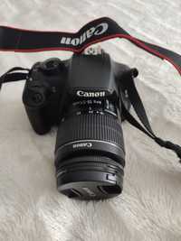 Дзеркальна камера Canon EOS 1200D