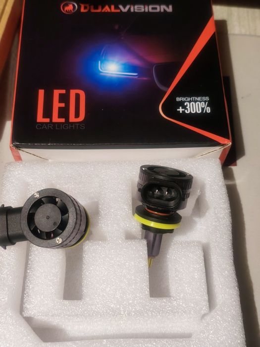 Żarowki samochodowe dualvision   LED H9 nowe