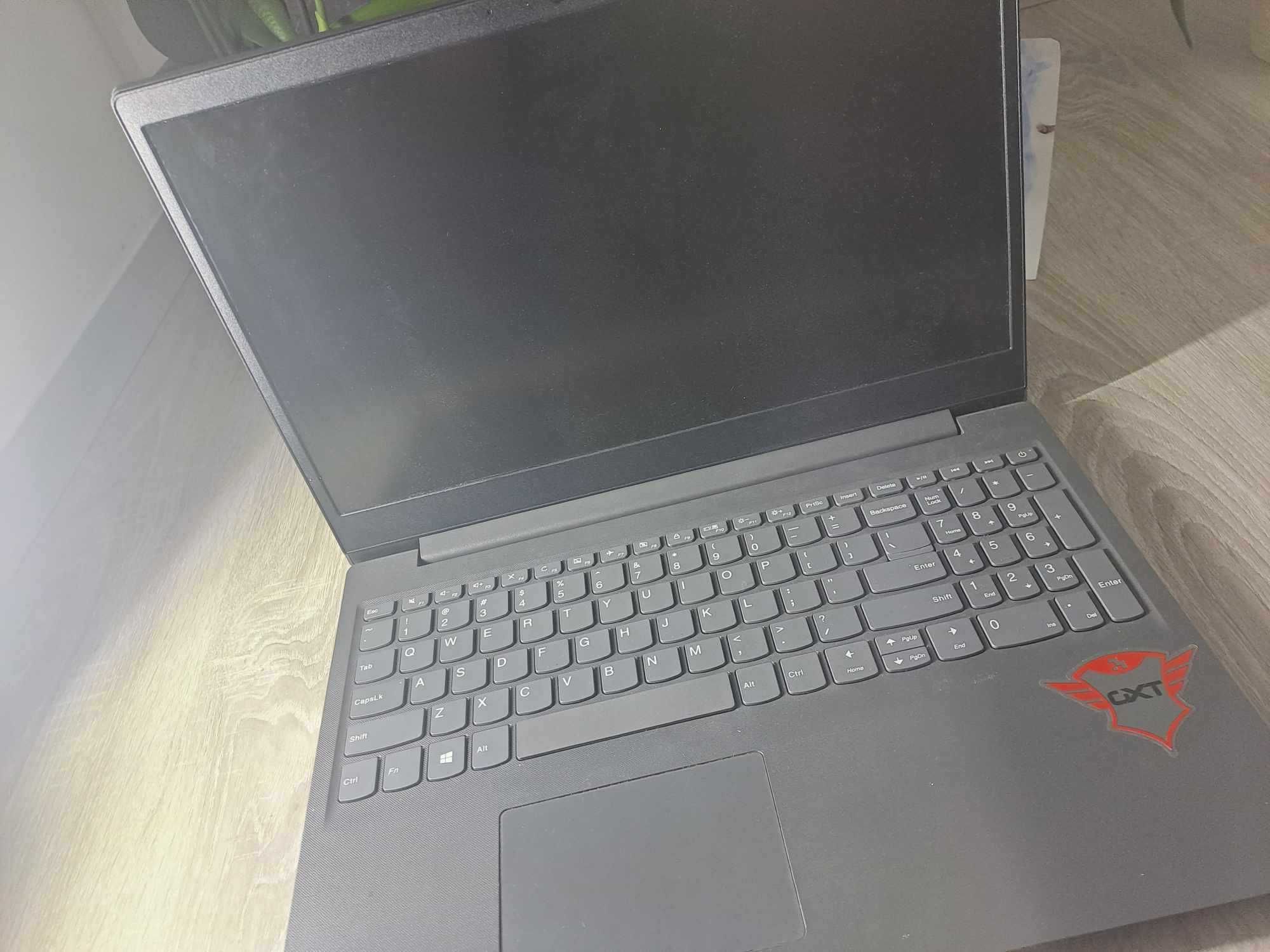 Laptop lenovo amd