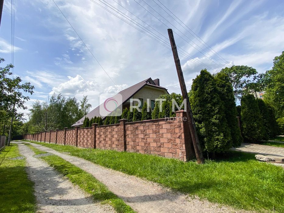 Продаж будинку — Луцьк, 25 сотих землі | вул. Даньшина