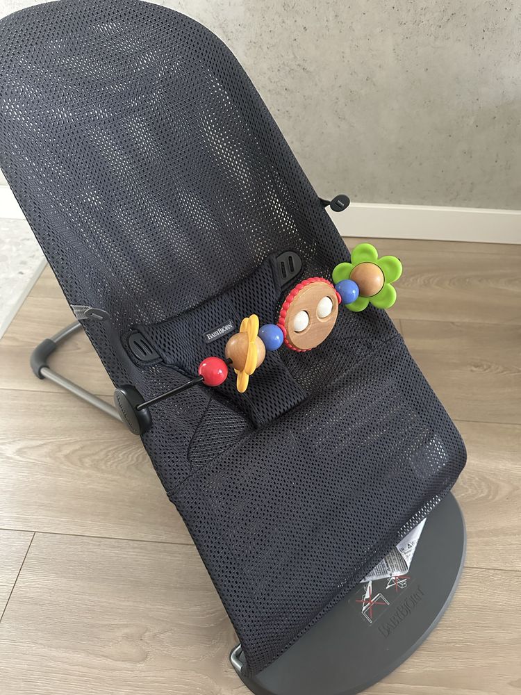 Babybjorn antracytowy byjak dla niemowlaka