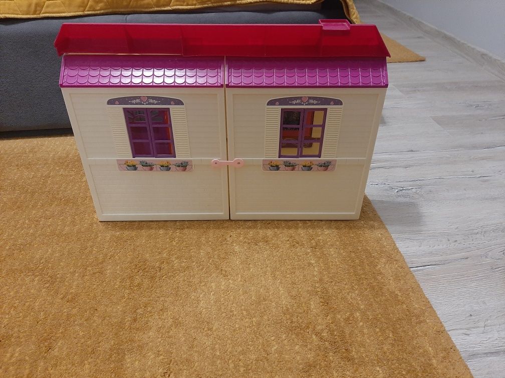 Domek dla lalek barbie