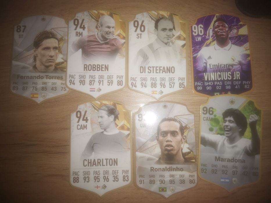 Карти магнітні футболісти, дешево