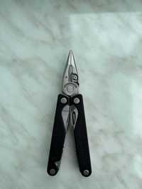 Мультитул Leatherman Charge Plus