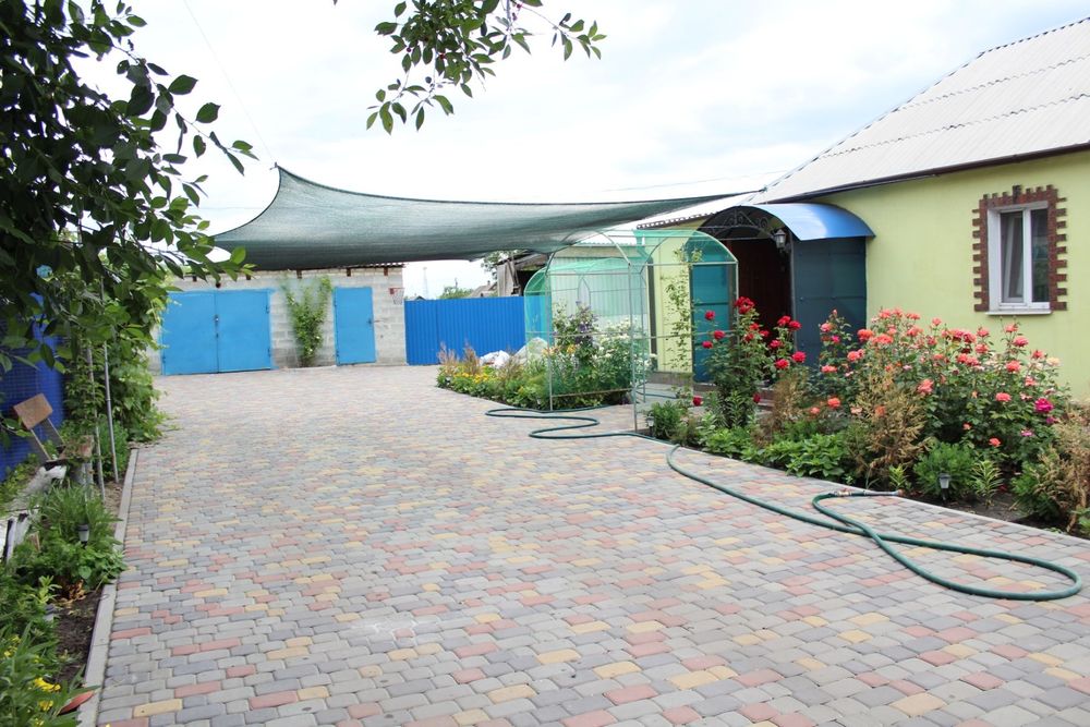 Продаж Будинку з Сонячною Станцією (30 кВт)