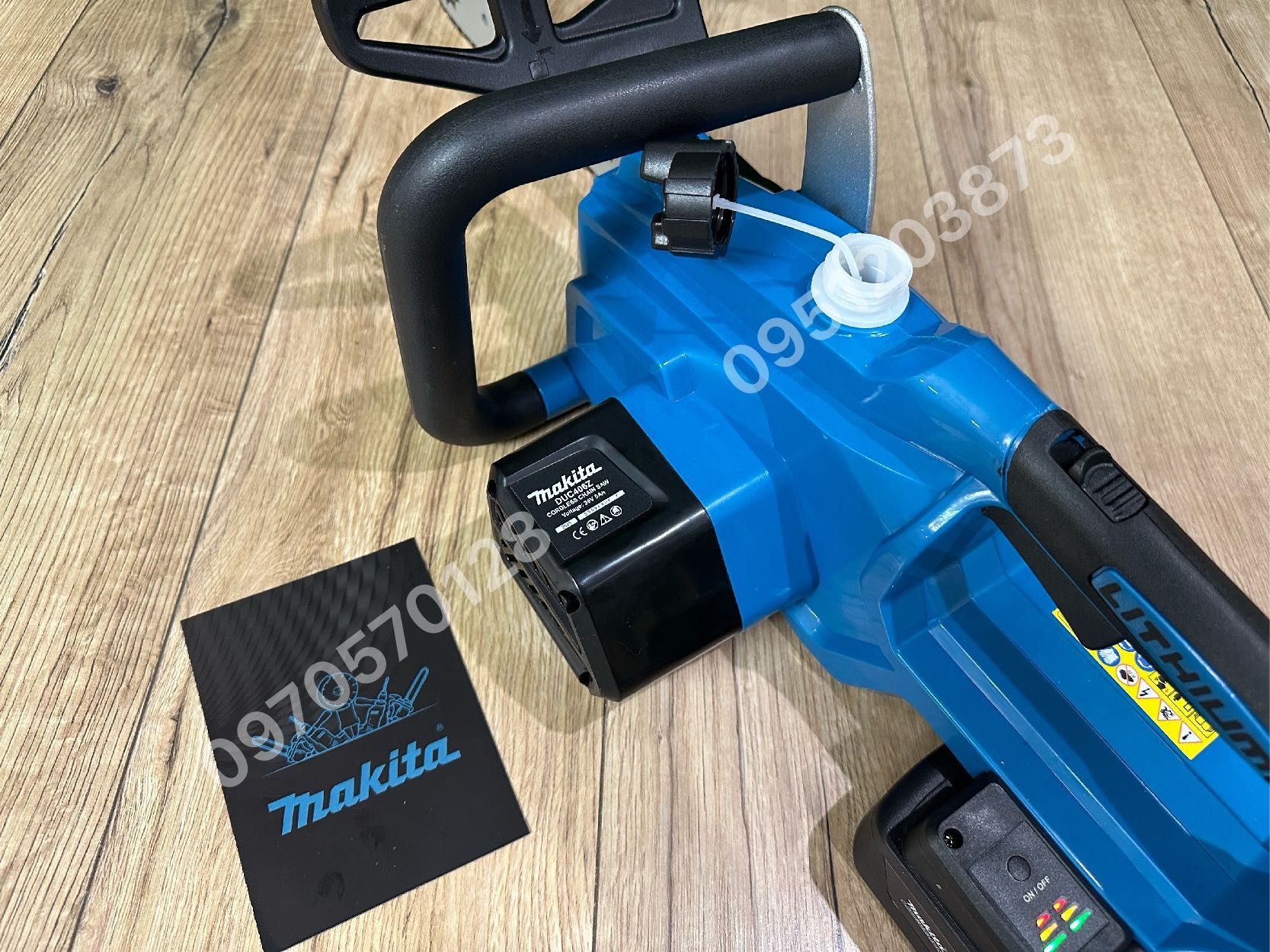 Аккумуляторная цепная пила Makita DUC406Z 36V 5Ah Длина шины 40 см
