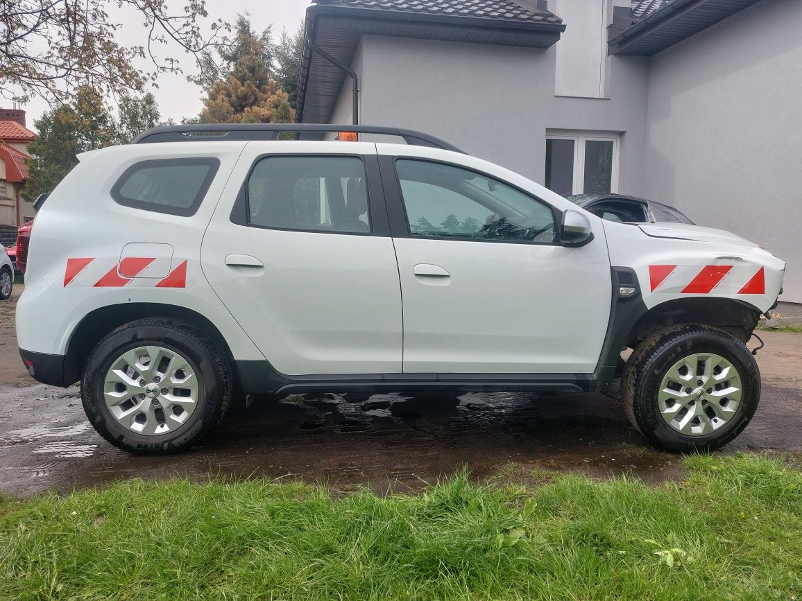 Dacia duster 2023r 1.0 benzyna gaz klimatyzacja kamera hak