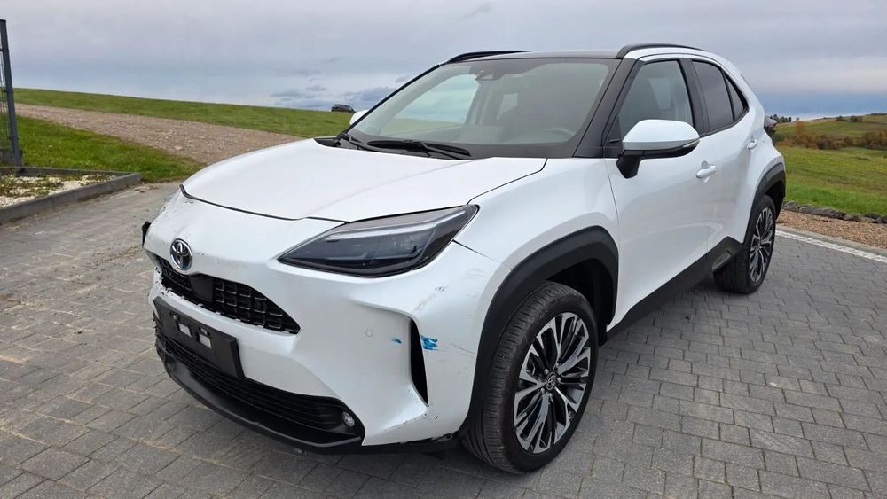 Toyota Yaris Cross 1.5Hybrid Executive Navi Ledy Panorama