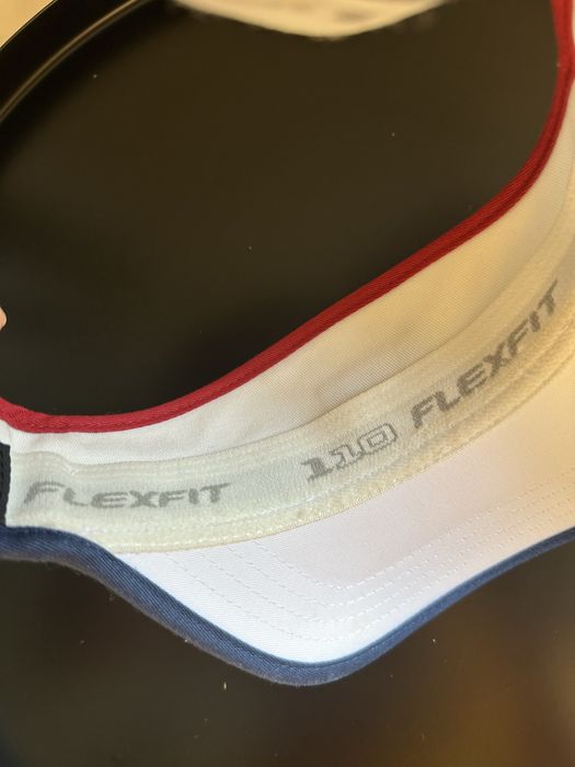 Нова кепка-візор Levi’s | Оригінал