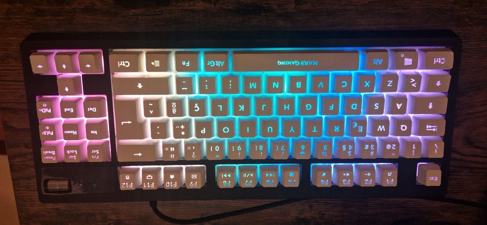 Teclado mars gaming RGB
