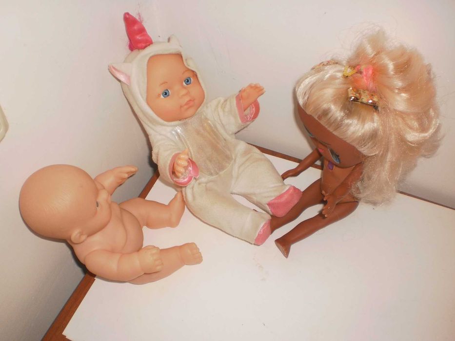 Две куклы Born и одна интерактивная кукла Lol одним лотом