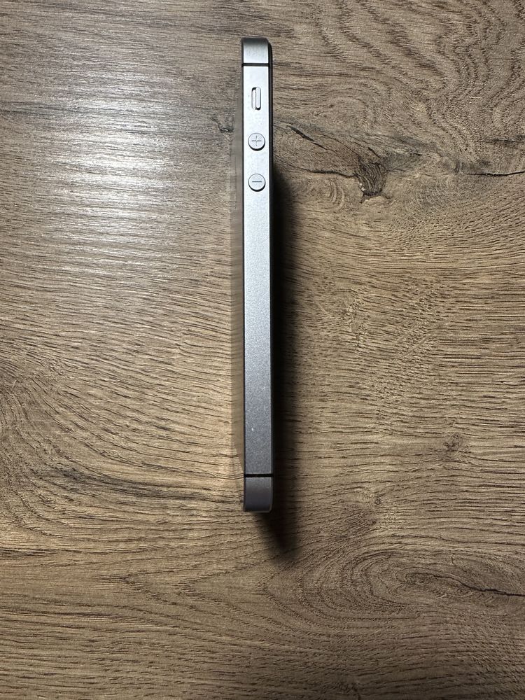 iPhone SE 1 (2016) 32gb Neverlock model 1723