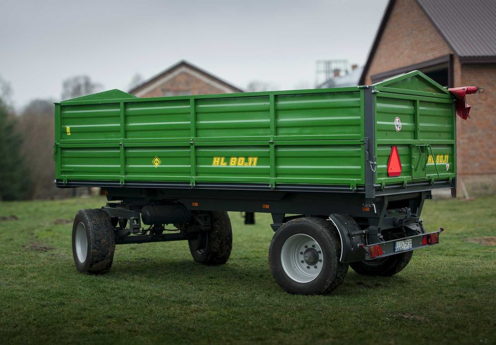 Przyczepa rolnicza IFA HL 8011 10T WYWROTKA w bardzo dobrym stanie