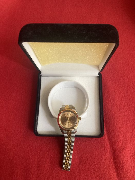 relogio de senhora novo