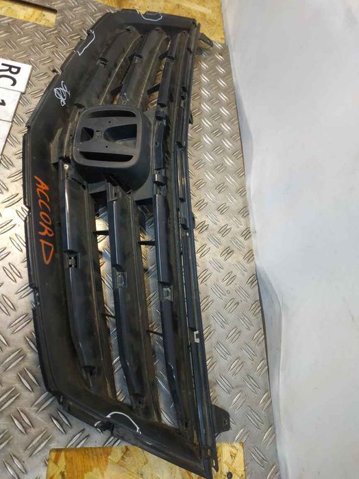 Honda Accord 8 08-10 решітка бампера паяна RC1114 71121TL0G