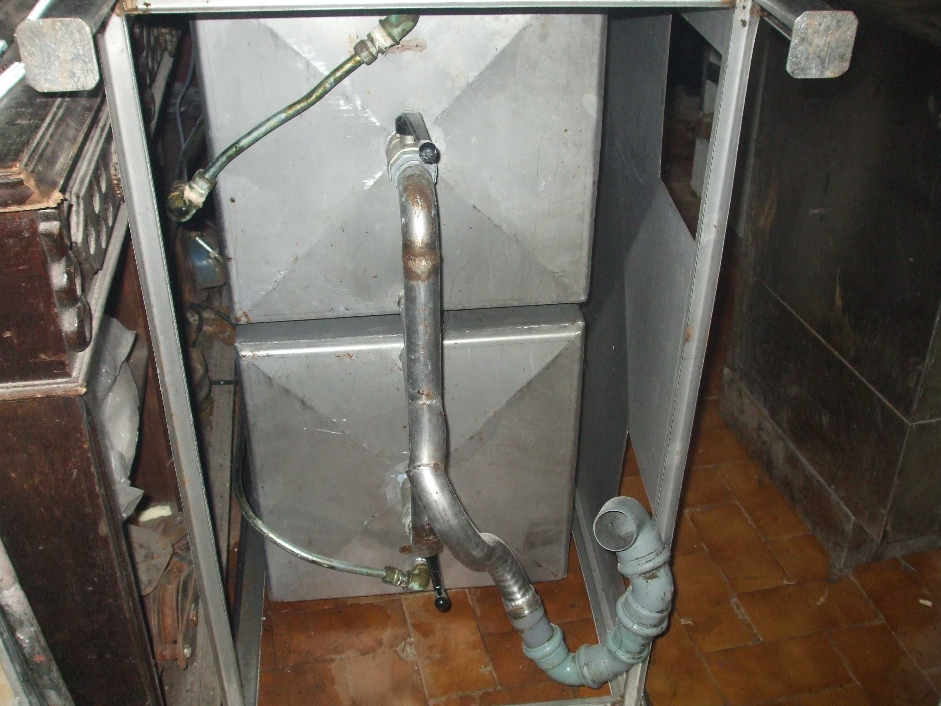 Escaparate com 2 pios de lavagem profissional com 1x60x90 aço inox