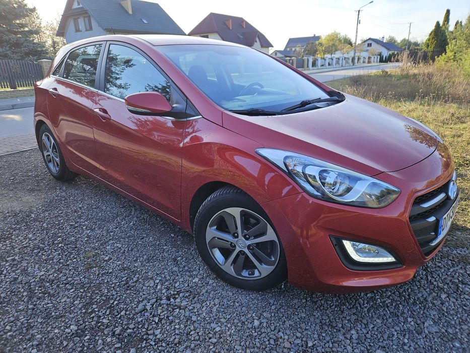 Hyundai i30 2015r  1.6 benzyna