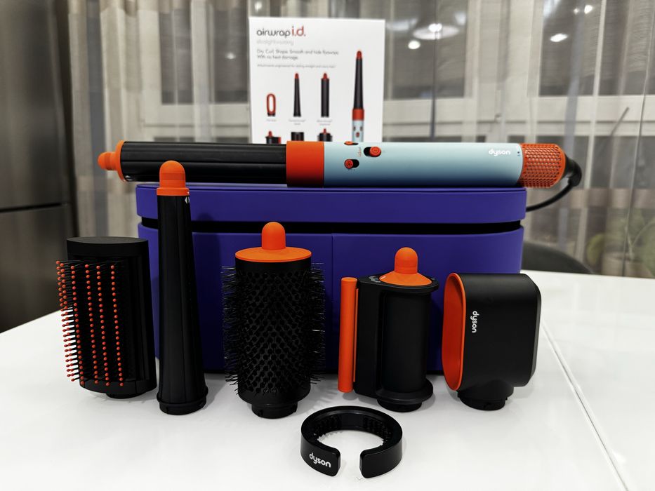 Стайлер Dyson Airwrap Ceramic Platina/Topaz для прямого і хвилястого