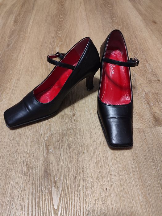 Sapatos salto alto vintage