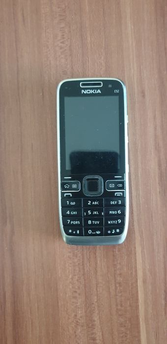 3 szt. Nokia E52 sprawna