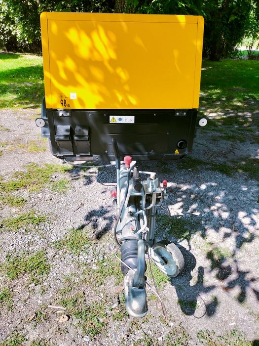 Kompresor śrubowy CompAir C50 1100MTH