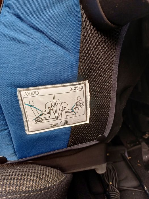 Fotelik axkid minikid 0-25 kg