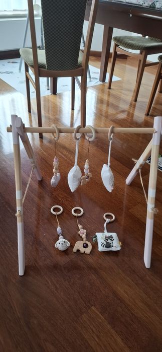 Baby gym dla dziewczynki