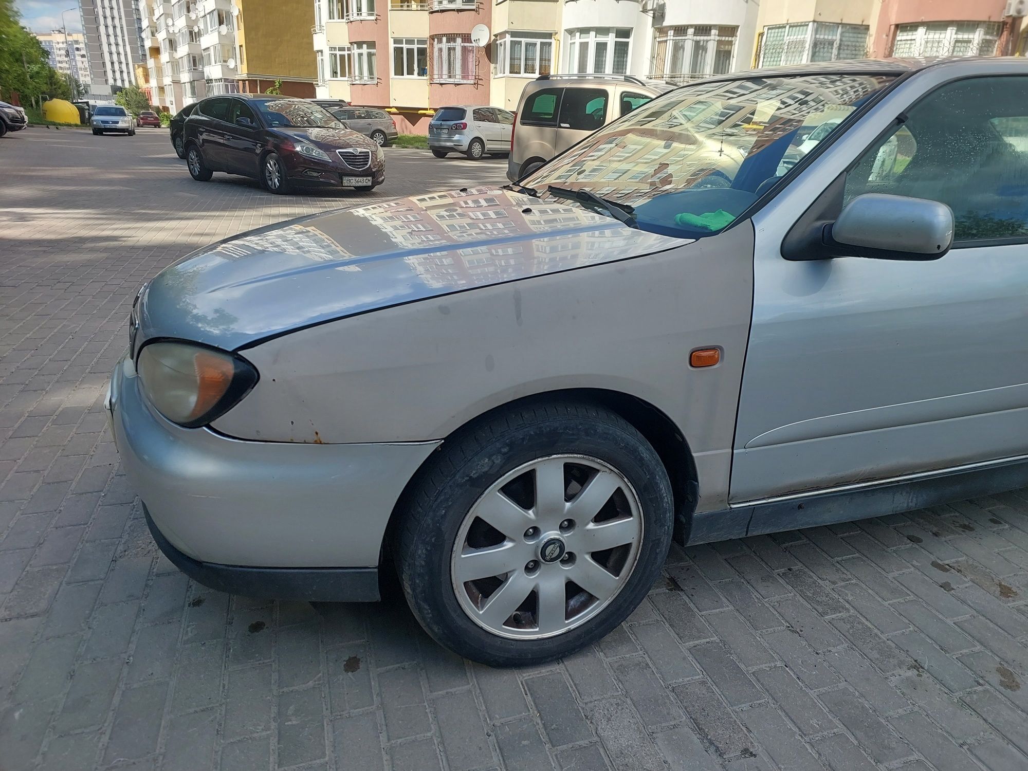 Nissan Primera 2000