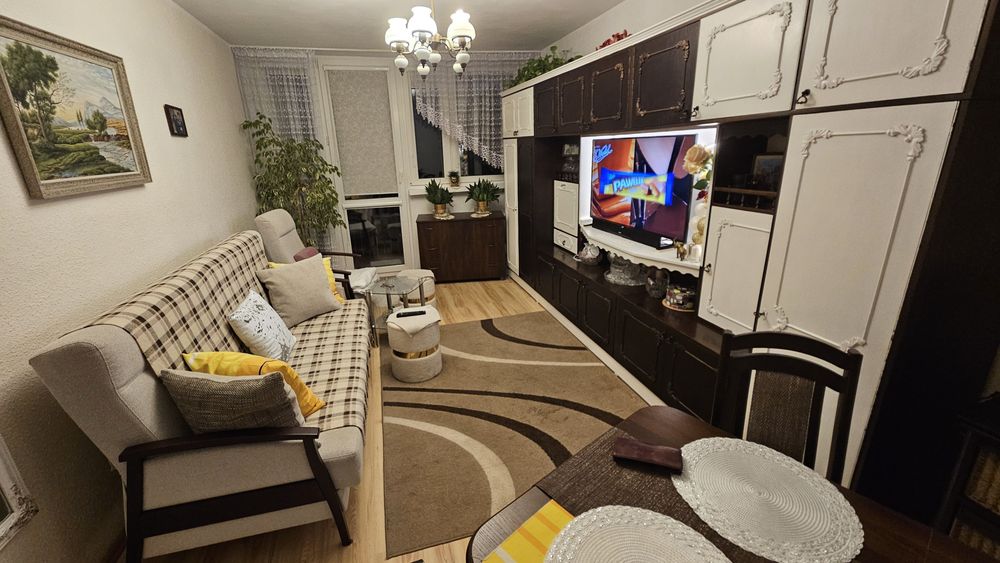 M3 2 pokoje rozkładowe, 3 pietro Dąbrowa  Podgórna