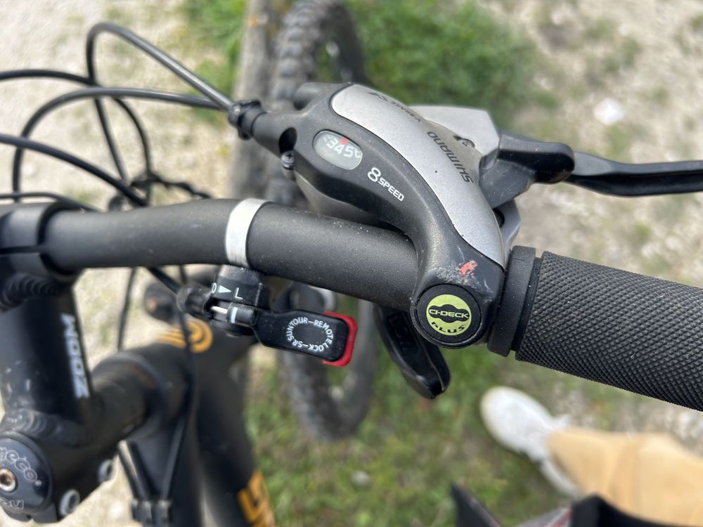 Bicicleta praticamente não usada