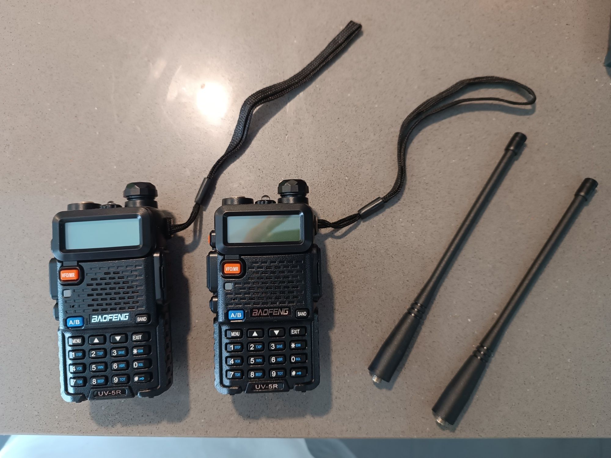 Par de Walkie Talkies (novos) (profissionais)