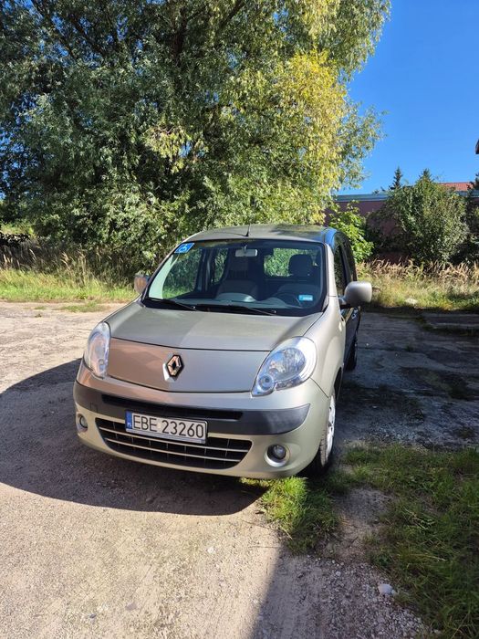 Renault Kangoo 1598 cm3 107 KM do przewożenia osób niepełnosprawnych komplet zimowych